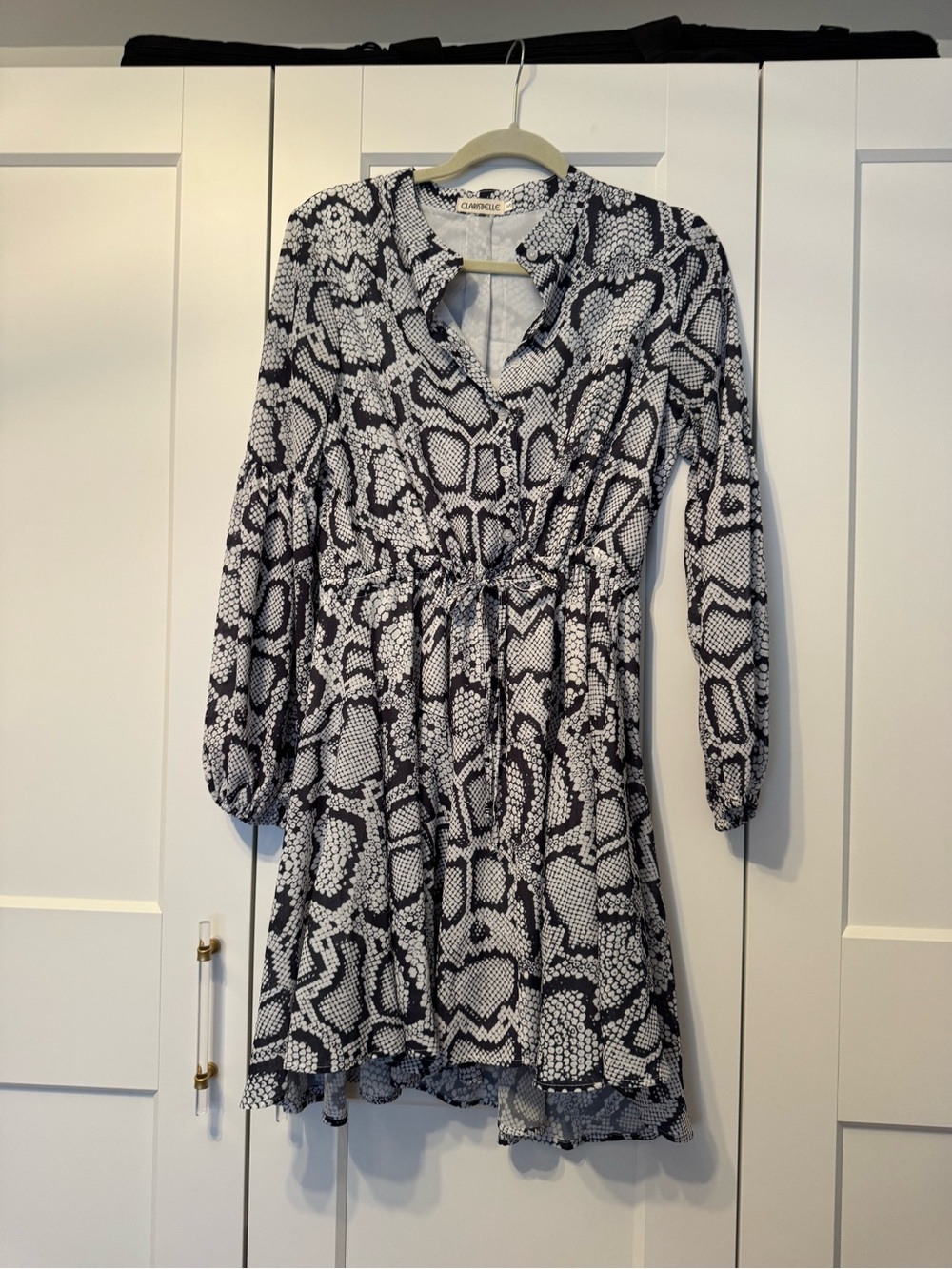 Black and White Snake Print Long Sleeve Mini Dress